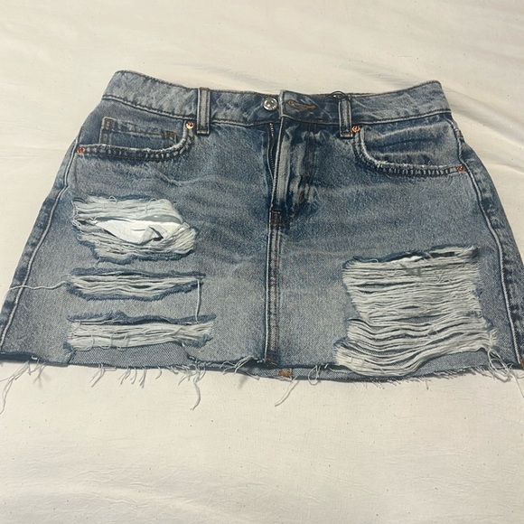 Light Denim Distressed Mini Skirt - Picture 4 of 10